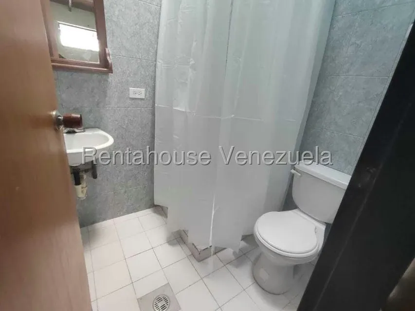 Casa (1 Nivel) en Venta en Los Rastrojos, Lara - 33