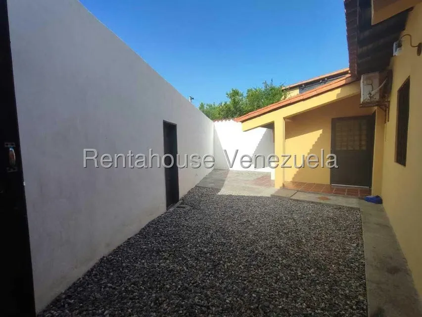 Casa (1 Nivel) en Venta en Los Rastrojos, Lara - 38