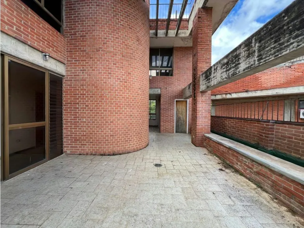 Se Vende Apto 704m² 5h+s/5b+s/6p Colinas de Bello Monte - 8