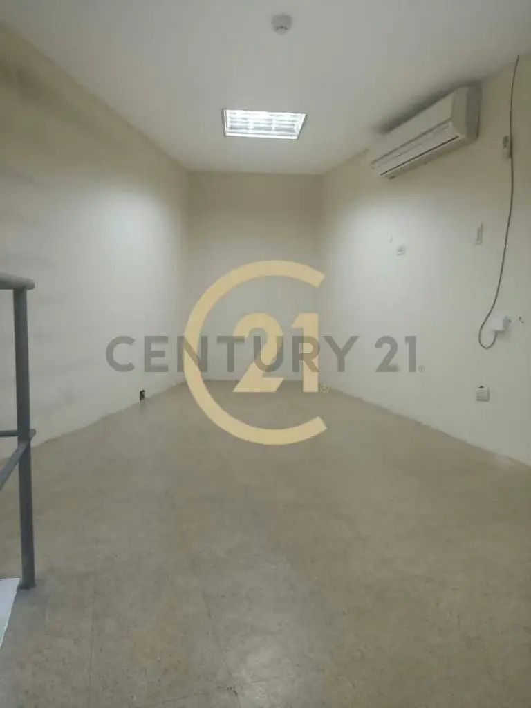 En venta local comercial, avenida Delicias Norte, C.C Riviera Mall - 13