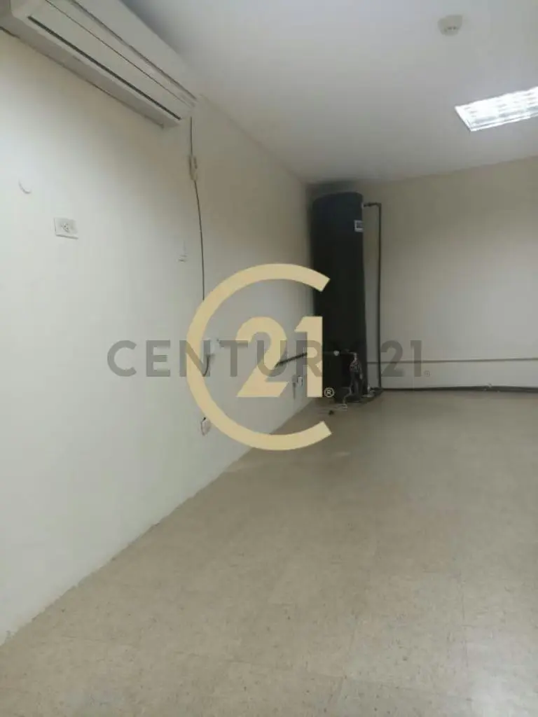 En venta local comercial, avenida Delicias Norte, C.C Riviera Mall - 18