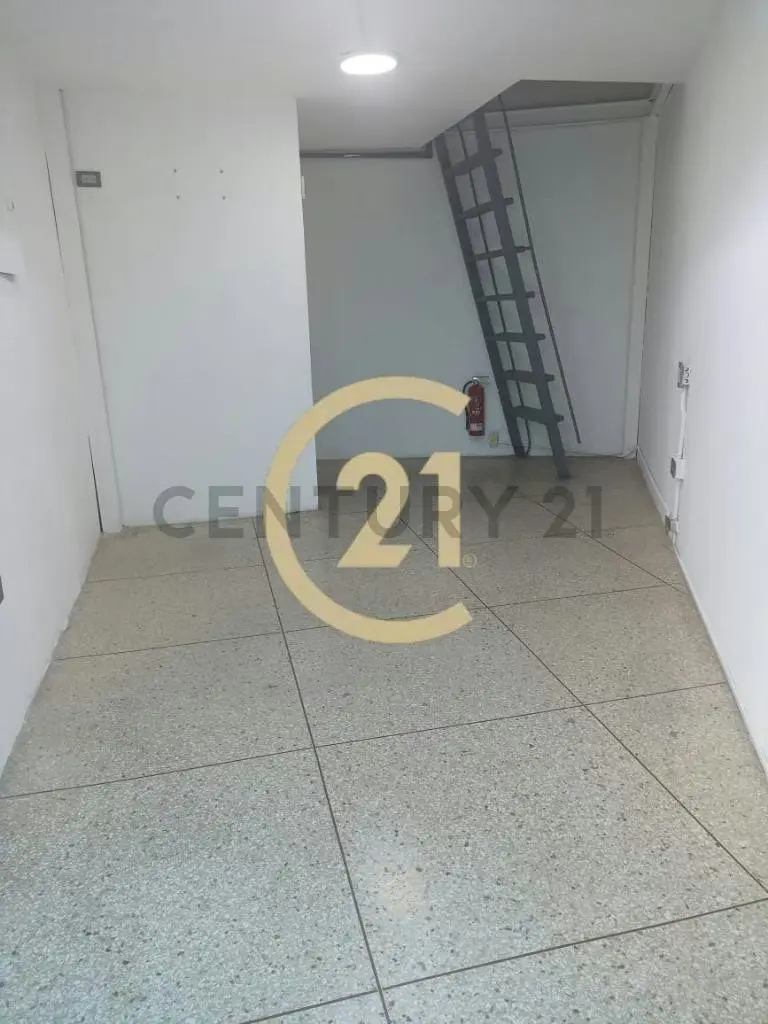 En venta local comercial, avenida Delicias Norte, C.C Riviera Mall - 21