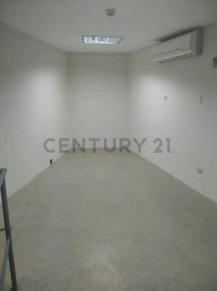 En venta local comercial, avenida Delicias Norte, C.C Riviera Mall - 10