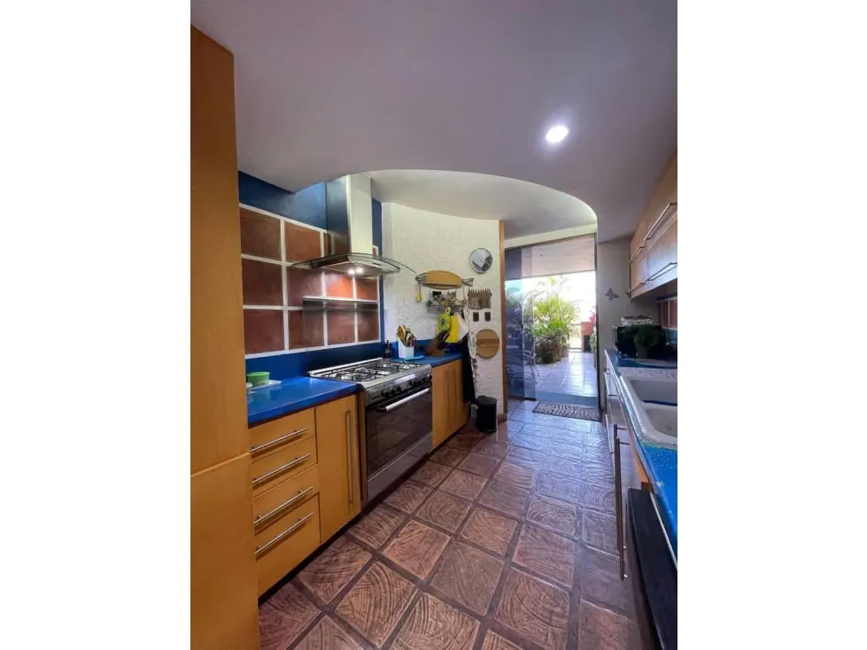 APARTAMENTO - LA LAGUNITA - 235 Mts2 - 10