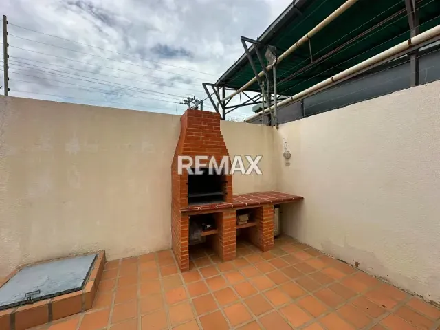 APARTAMENTO RESIDENCIAS VALLE ALTO - 2