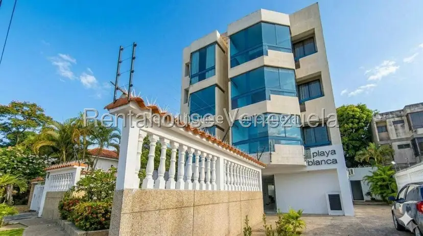 Apartamento (1 Nivel) en Alquiler en Caribe, Vargas