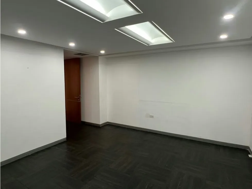 En Alquiler Oficina de 117m2 en El Rosal. Chacao - Caracas - 4