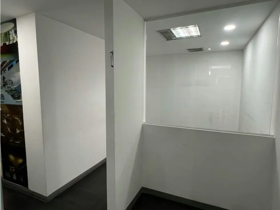 En Alquiler Oficina de 117m2 en El Rosal. Chacao - Caracas - 7