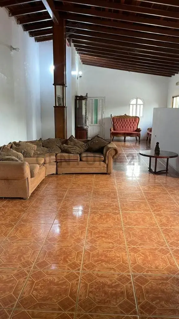 En venta propiedad Comercial y residencial en la Zona Central de Pariaguan - 5