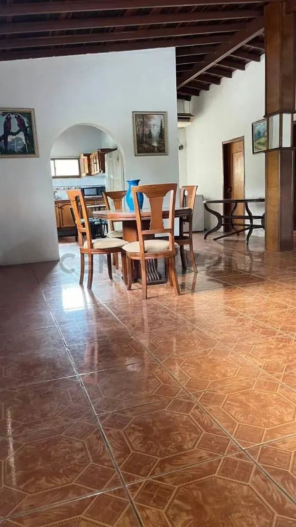 En venta propiedad Comercial y residencial en la Zona Central de Pariaguan - 6