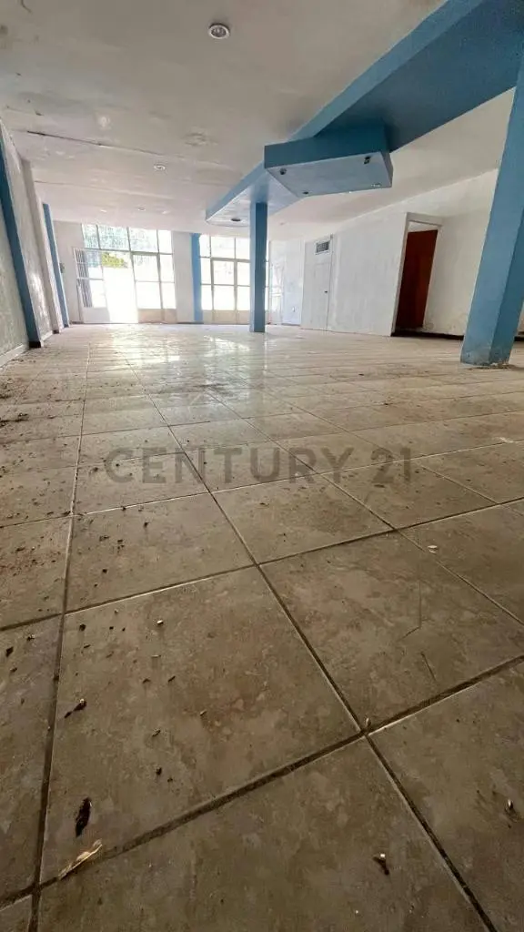 En venta propiedad Comercial y residencial en la Zona Central de Pariaguan - 7