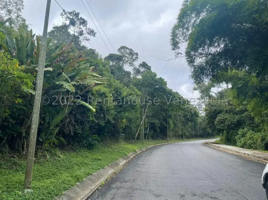 Terreno (Residencial) en Venta en El Hatillo, Distrito Metropolitano - 4