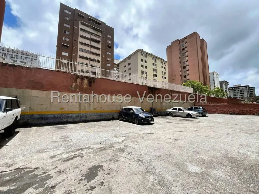 Apartamento (1 Nivel) en Venta en La Urbina, Distrito Metropolitano - 26