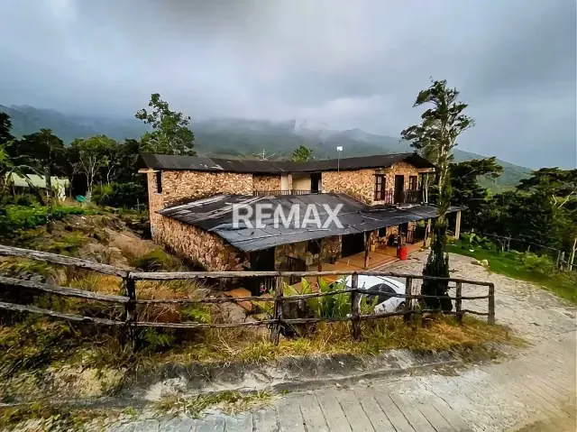 CASA CAMPO EN VENTA | VIA CASA DEL PADRE