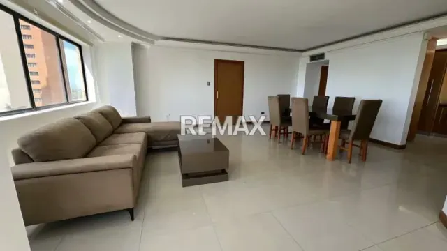 APARTAMENTO AMOBLADO CON VISTA AL LAGO EN RES VIVIANA - 9