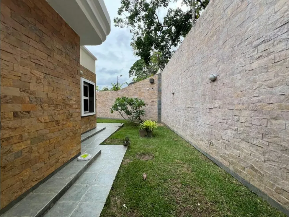 Se vende casa 2000m² 6h/7b/715p La Lagunita - 22