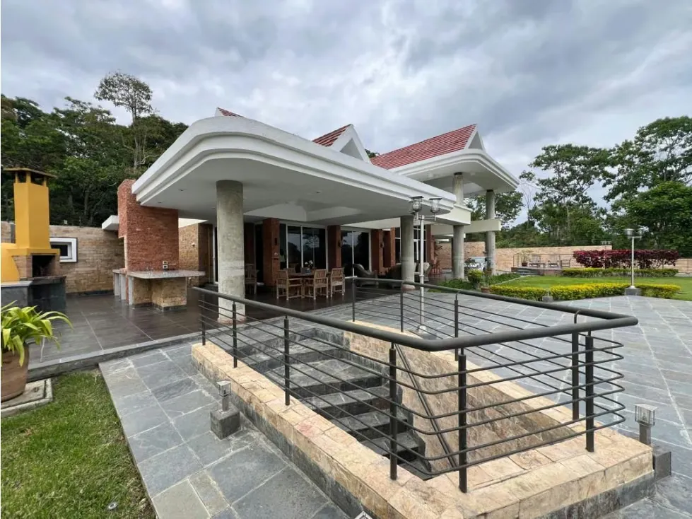 Se vende casa 2000m² 6h/7b/715p La Lagunita - 29