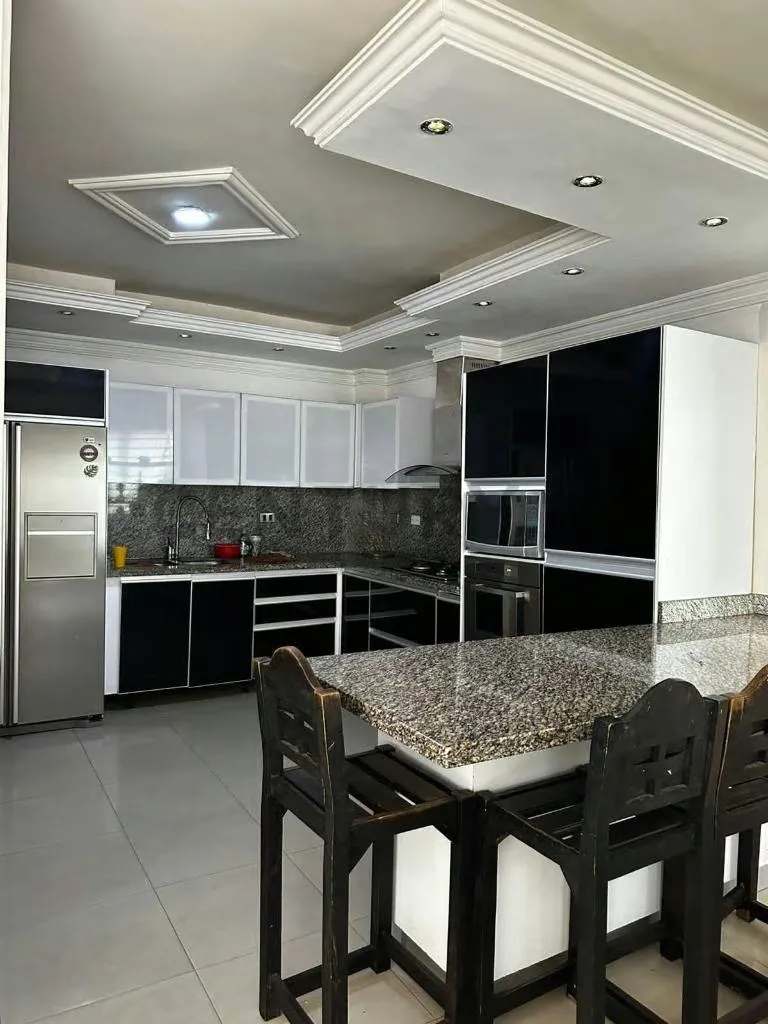 TH ubicado en la Urb. Villas del Este Anaco - 2