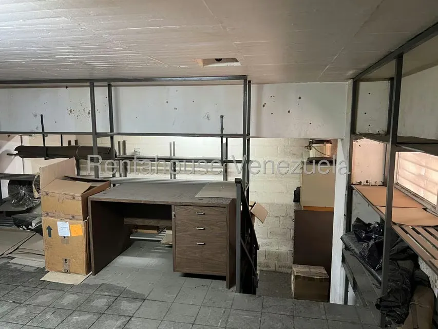 Galpon - Deposito en Venta en Los Cortijos de Lourdes, Distrito Metropolitano - 4