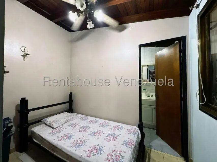 Casa (1 Nivel) en Venta en Pan de Azucar, Miranda - 15