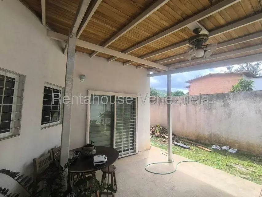 Casa (Duplex) en Venta en La Josefina II, Carabobo - 22