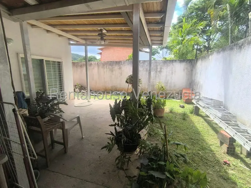 Casa (Duplex) en Venta en La Josefina II, Carabobo - 25