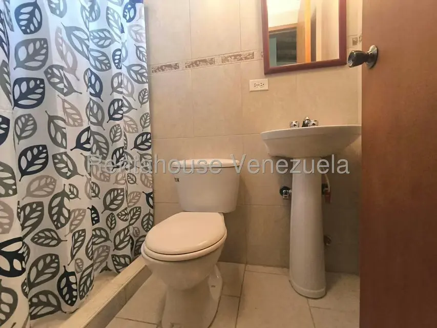 Casa (Duplex) en Venta en La Josefina II, Carabobo - 38