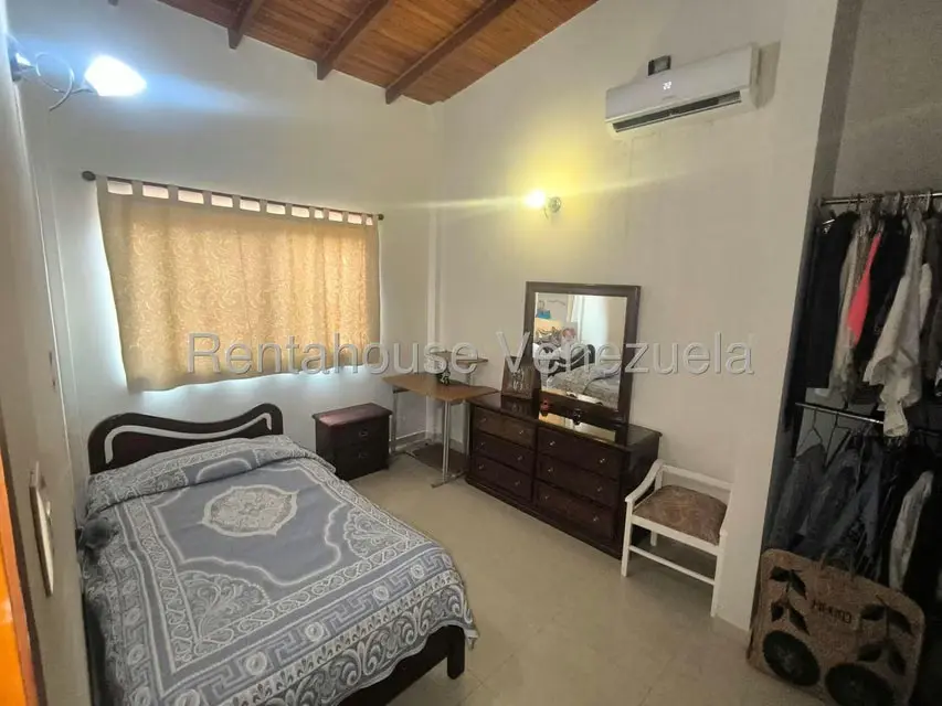 Casa (Duplex) en Venta en La Josefina II, Carabobo - 39