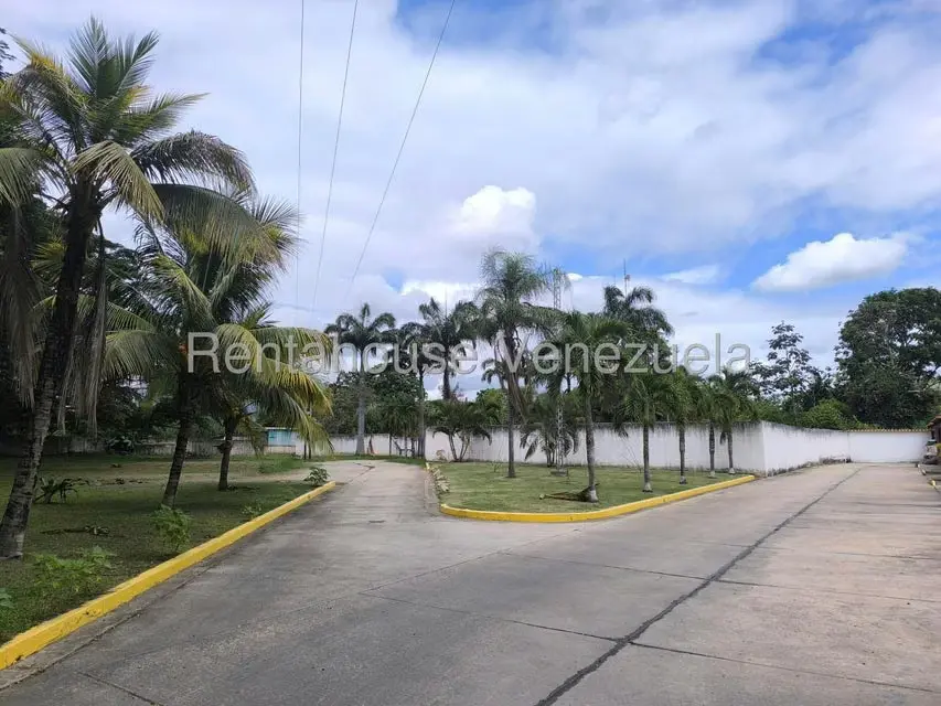 Casa (Duplex) en Venta en La Josefina II, Carabobo - 42