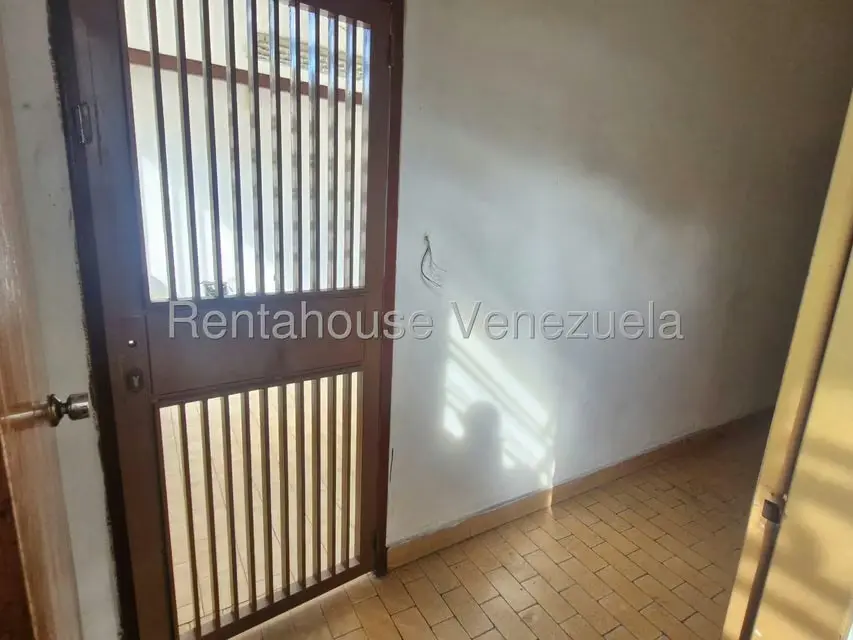 Local Comercial en Alquiler en Las Minas, Miranda - 3