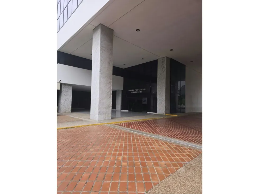 OFICINA EN VENTA 157 M2 - URB CHUAO - 19