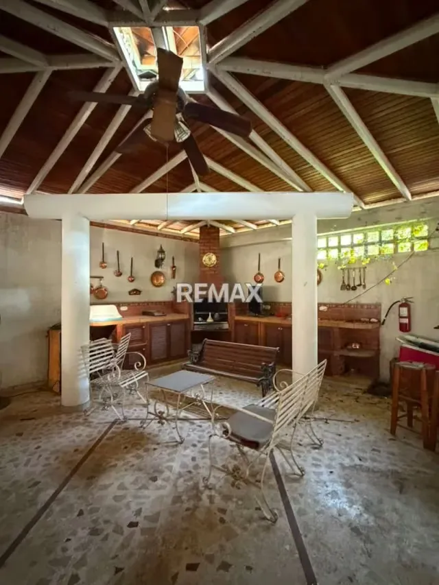 Casa Quinta en Venta Urb. Canta Claro - 16
