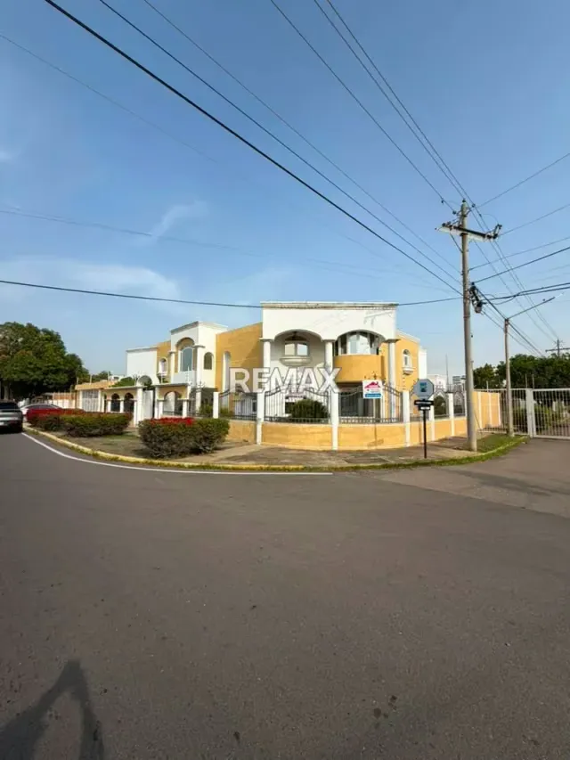 Casa Quinta en Venta Urb. Canta Claro - 2