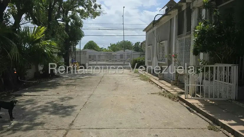 Casa (1 Nivel) en Alquiler en Cumana, Zulia