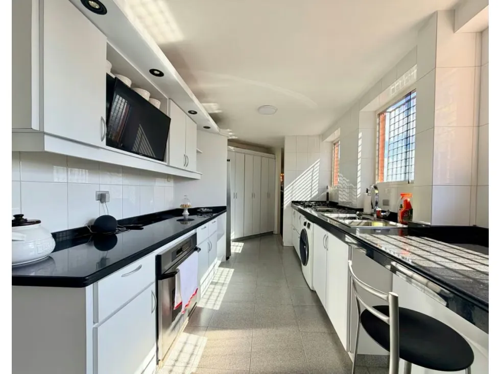 Alquilo apartamento 246m2 Alta Florida 7974 - 2