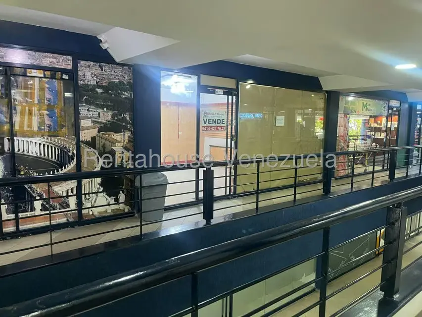Local Comercial en Alquiler en Las Quintas, Carabobo - 16