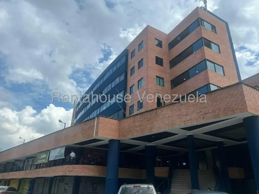 Local Comercial en Alquiler en Las Quintas, Carabobo - 20