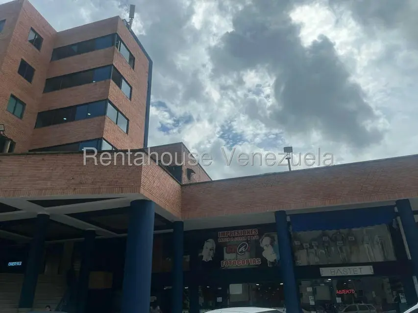 Local Comercial en Alquiler en Las Quintas, Carabobo - 21