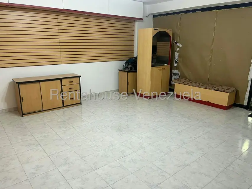 Local Comercial en Alquiler en Las Quintas, Carabobo - 6