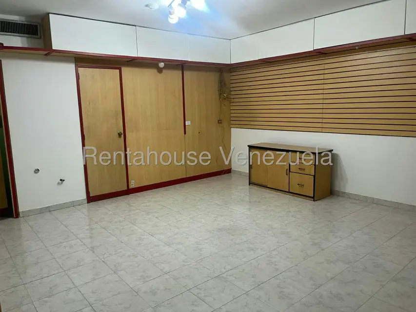 Local Comercial en Alquiler en Las Quintas, Carabobo - 7