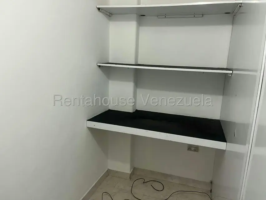 Local Comercial en Alquiler en Las Quintas, Carabobo - 8