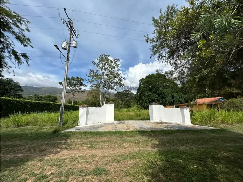 Parcela de Terreno en Venta Urb El Reposo Aguirre Montalbán Carabobo