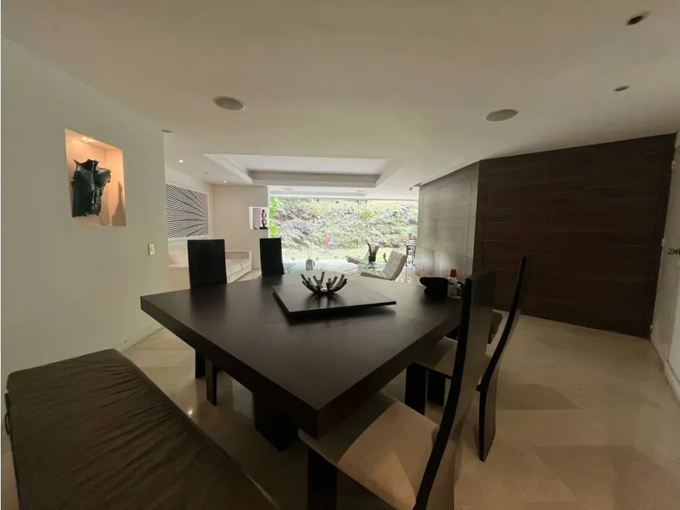 Se vende apartamento 272m2 La Alameda 9854 - 6