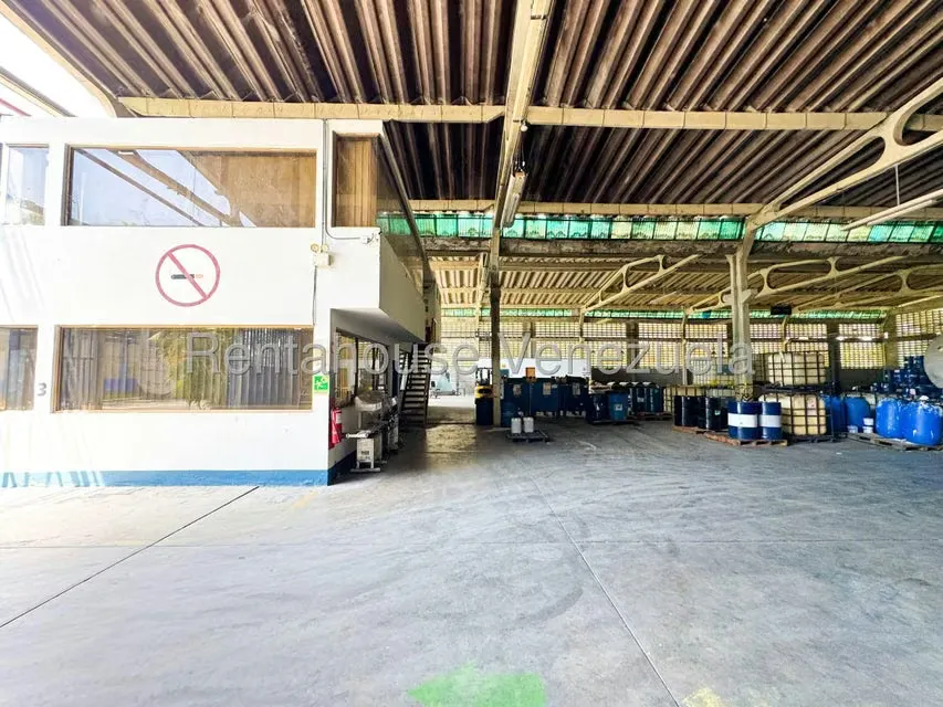Negocios y Empresas (Ferreteria) en Venta en Industrial del Tuy, Miranda - 24