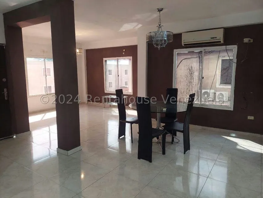 Apartamento (1 Nivel) en Alquiler en Bello Monte, Zulia - 3