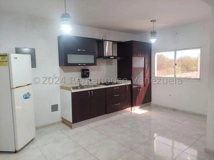 Apartamento (1 Nivel) en Alquiler en Bello Monte, Zulia - 4