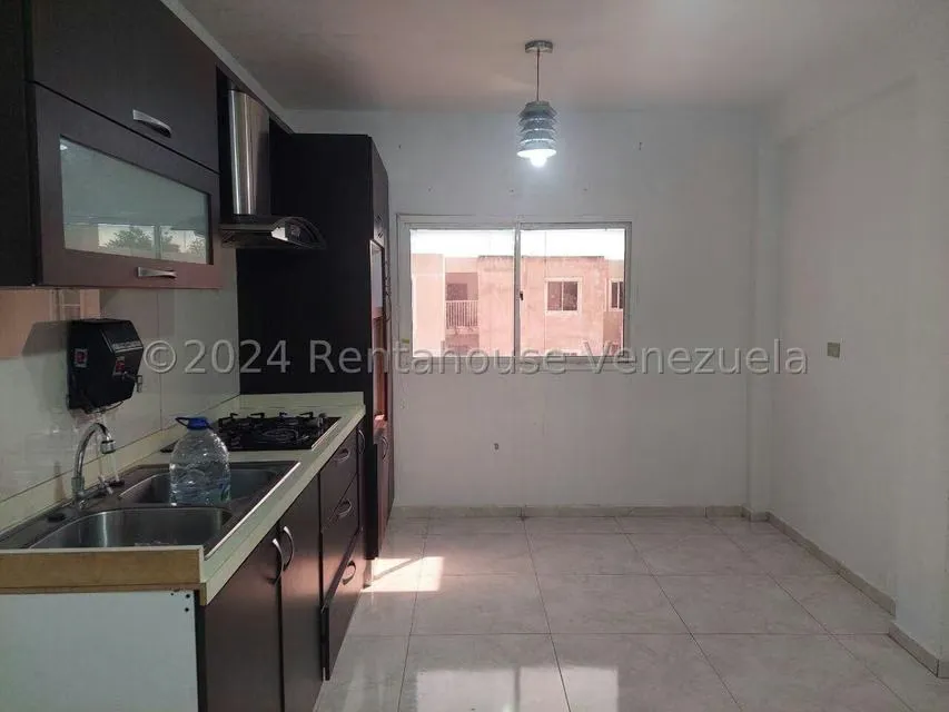 Apartamento (1 Nivel) en Alquiler en Bello Monte, Zulia - 5