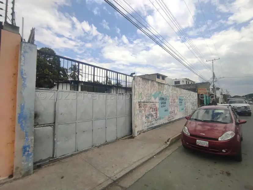 Terreno (Comercial) en Venta en Francisco de Miranda, Aragua