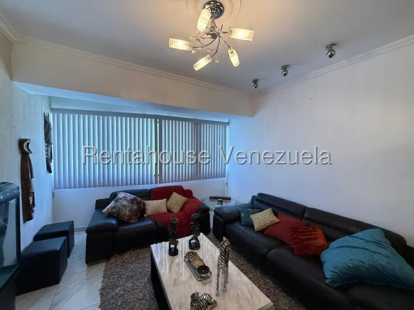 Apartamento (1 Nivel) en Venta en El Bosque, Carabobo - 3