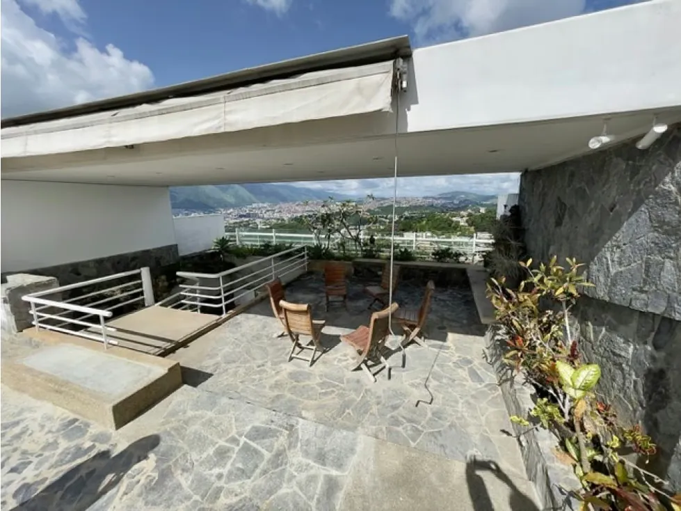 Ofrezco en venta BELLO PH para actualizar en Lomas de San Román - 11